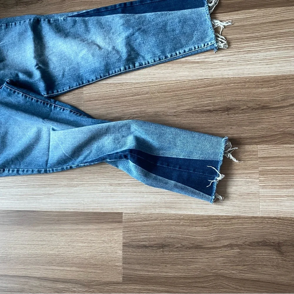 💙Color Block Jeans - Picture 4 of 12